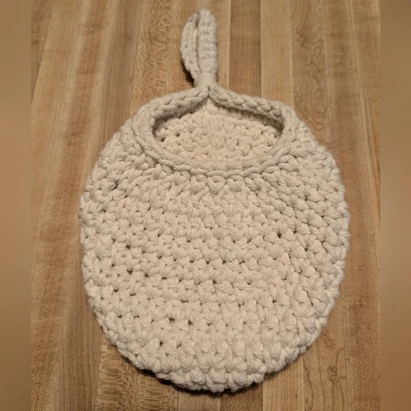 Crochet Hanging Basket Set of 3 - Picture 5 of 15